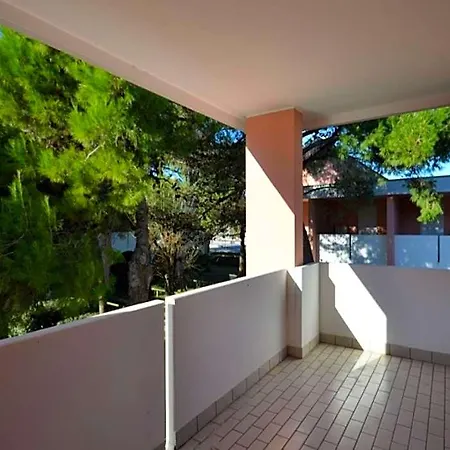 Bright Modern With Garden By Beahost Otel