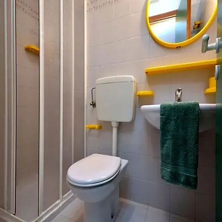 Bright Modern With Garden By Beahost Otel